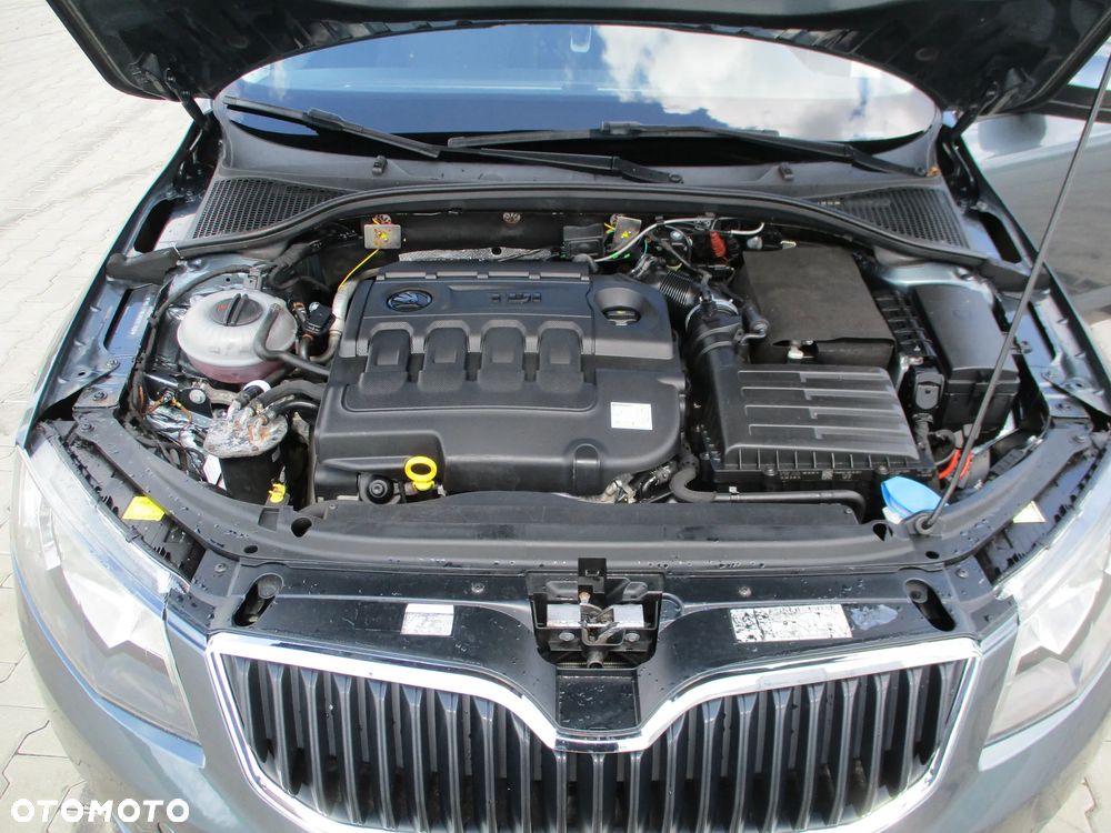Skoda Octavia 2.0 TDI Ambition EU6 - 17