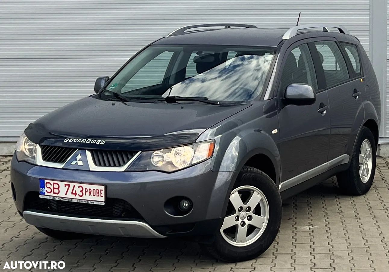 Mitsubishi Outlander 2.0 DI-D 4WD Inform - 1