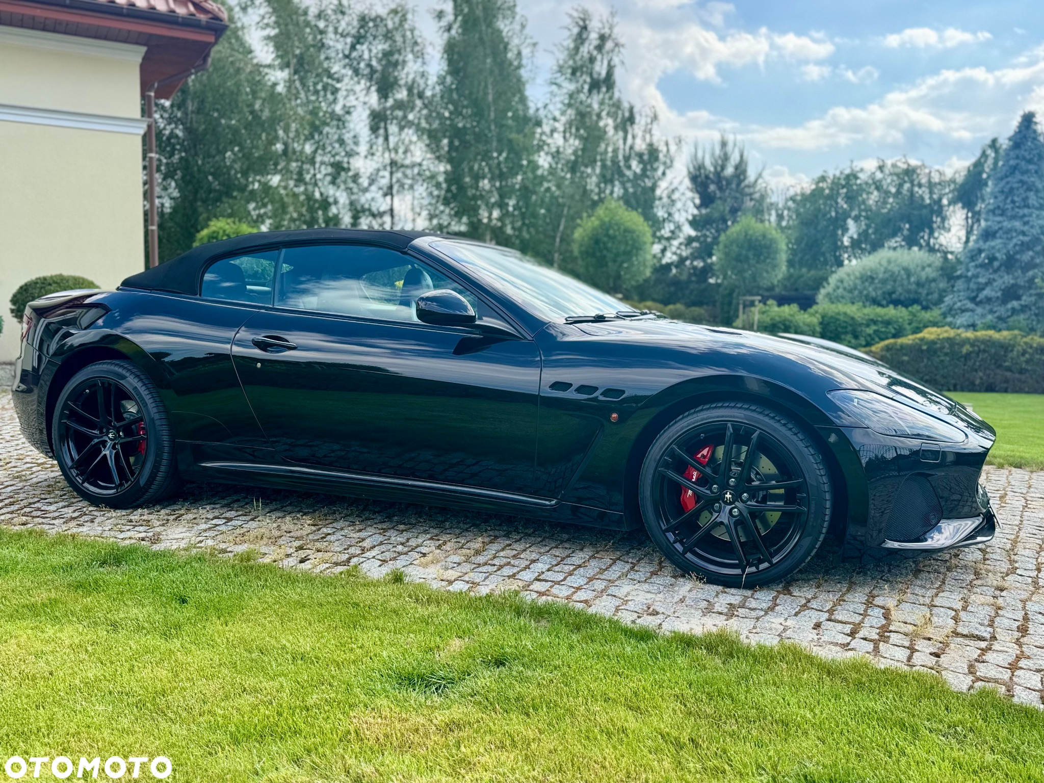 Maserati GranTurismo MC - 8