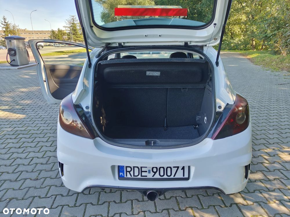 Opel Corsa - 10