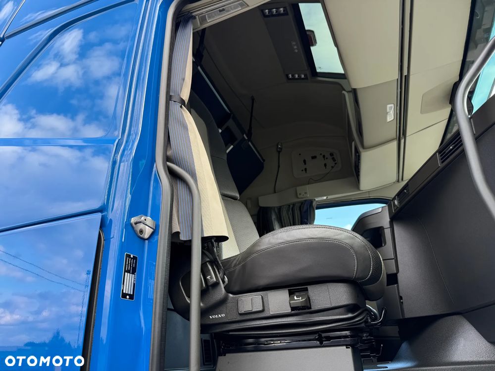 Volvo FH 500/EURO6/PODUSZKA P+T/SKÓRY/NAVI/FULL LED/ - 27