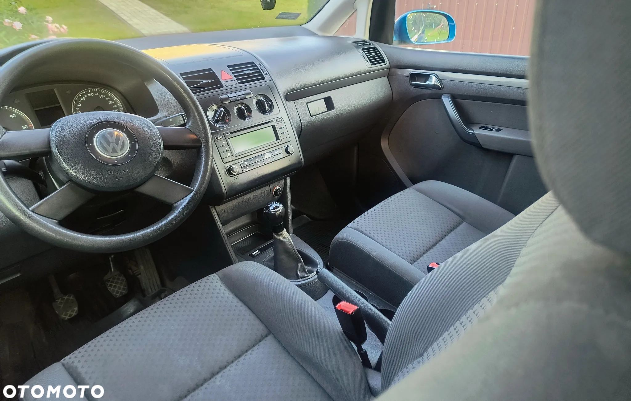Volkswagen Touran - 7