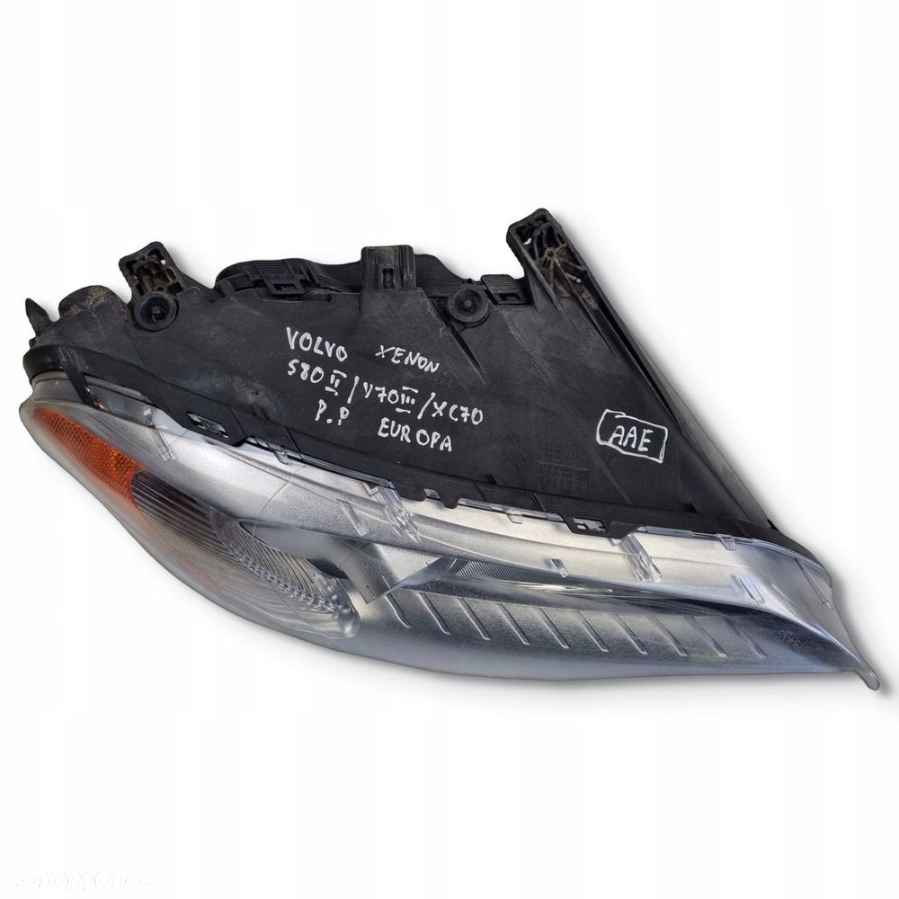 PRZEDNIA LAMPA PRAWA PRZEDNI REFLEKTOR Volvo V70 III przód XENON 31214348 - 3
