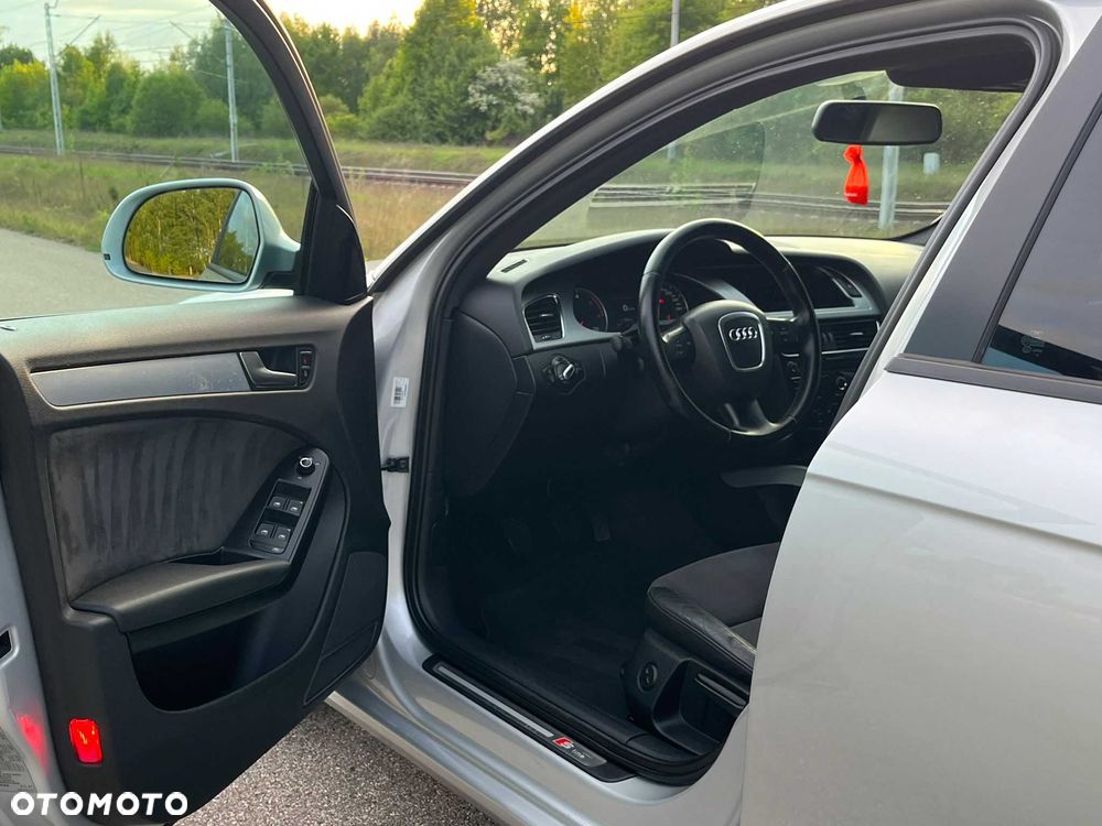 Audi A4 Avant - 5
