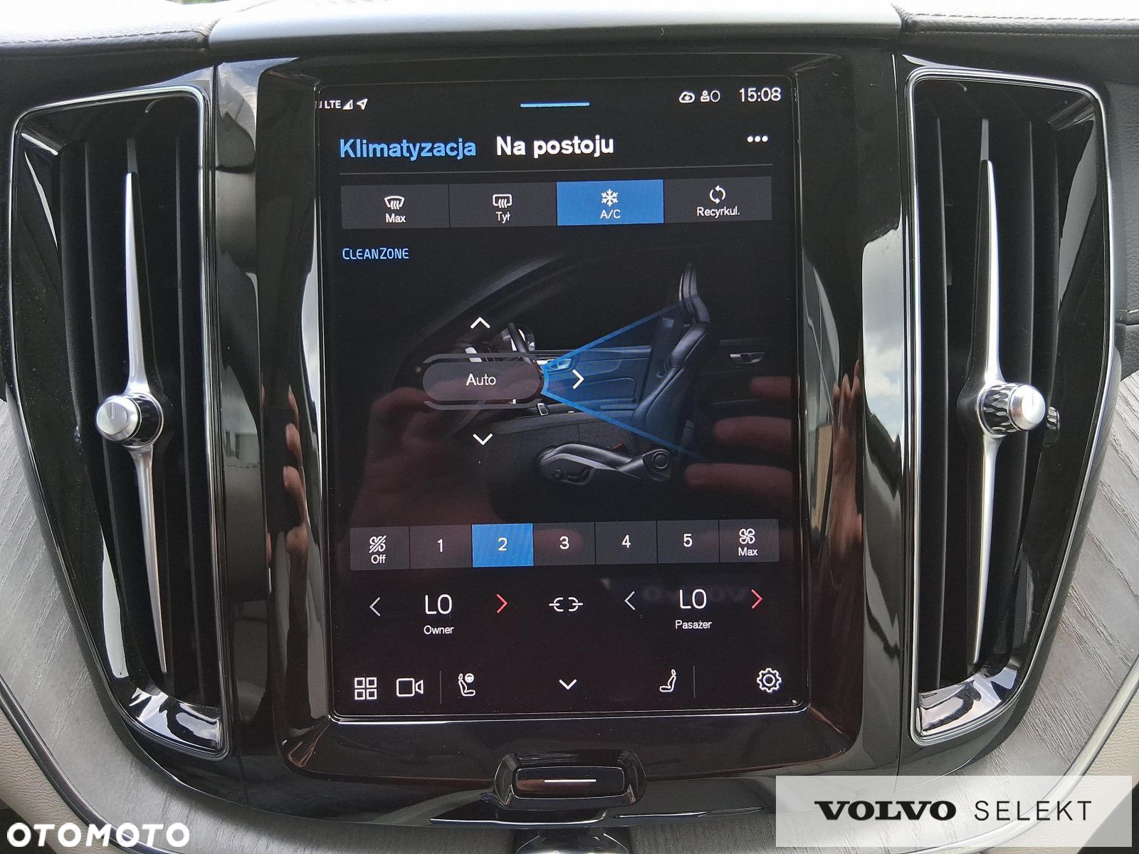 Volvo XC 60 - 21
