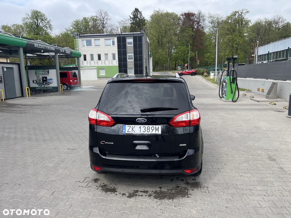 Ford Grand C-MAX - 4