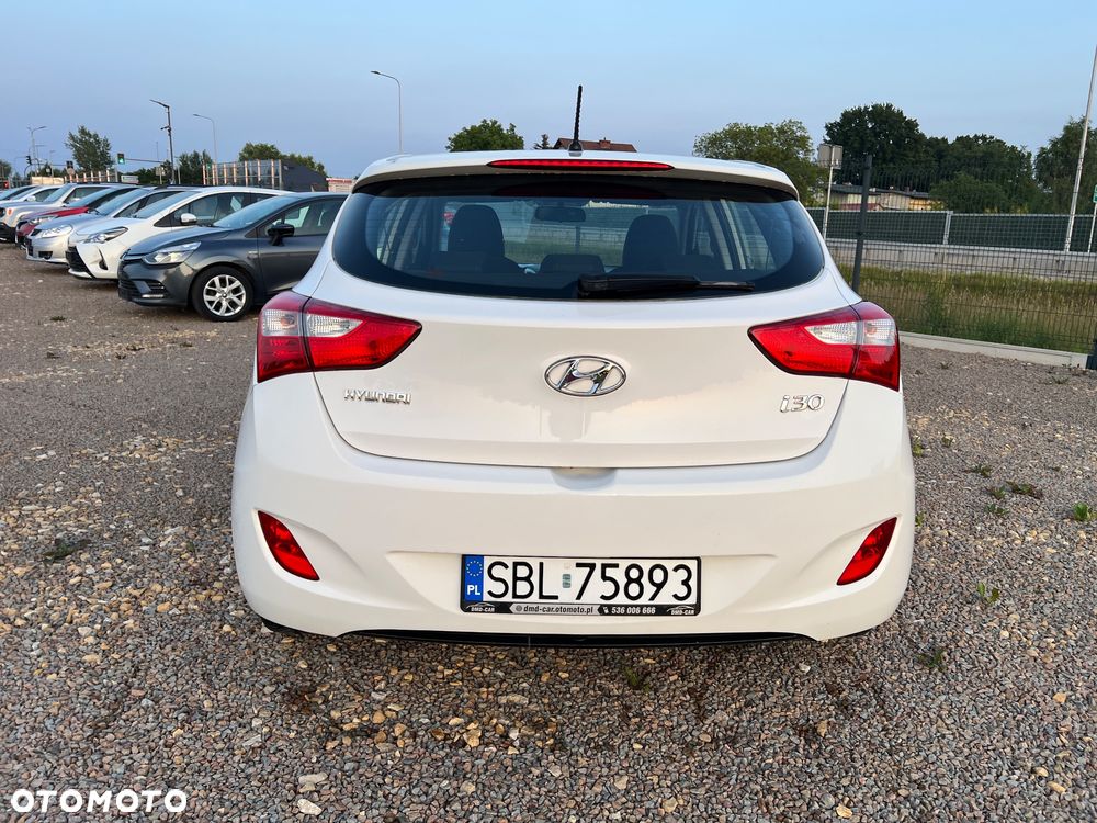 Hyundai i30 1.4 Classic - 8