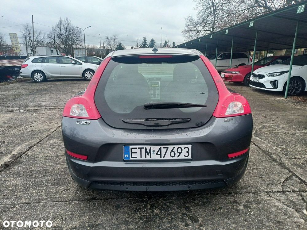 Volvo C30 2.0F - 8