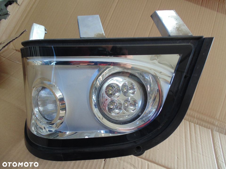 Lampa led 1KE996600-06 JOHN DEERE 6215R 2017r - 3