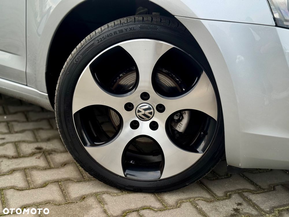 Skoda Octavia 1.6 TDI (Green tec) DSG Joy - 39