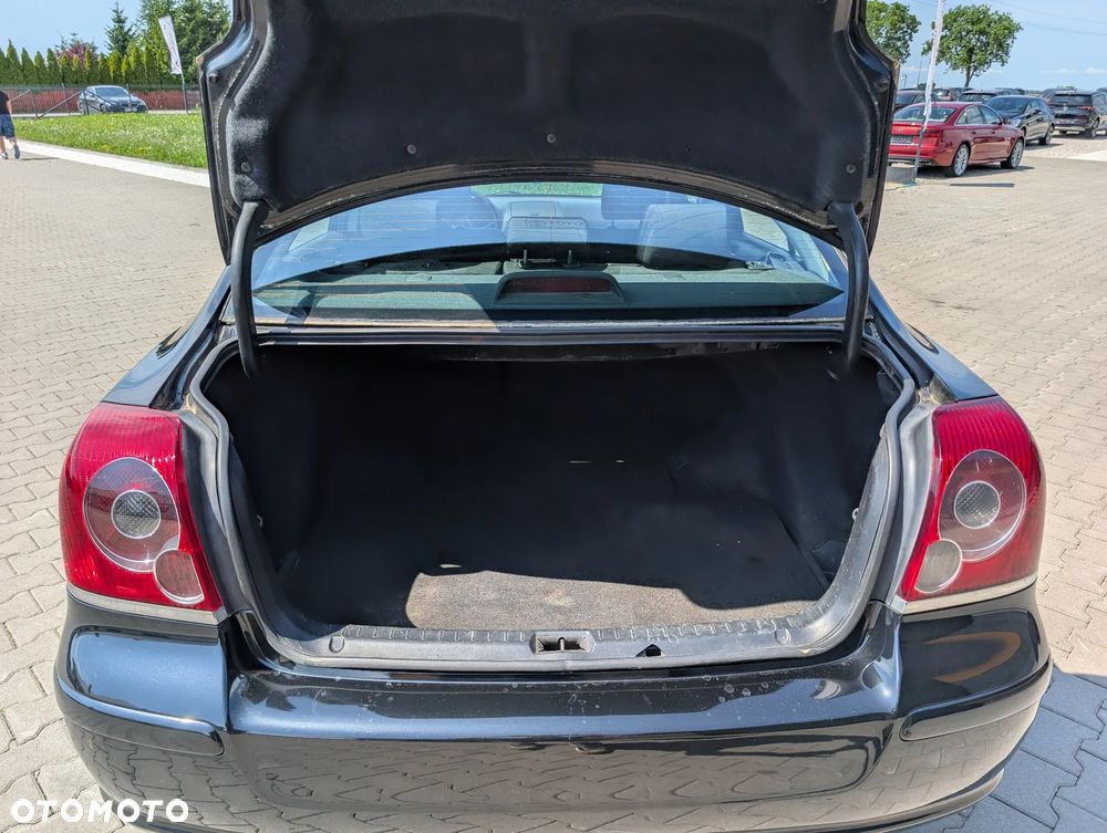 Toyota Avensis 2.0 D-4D Edition - 40