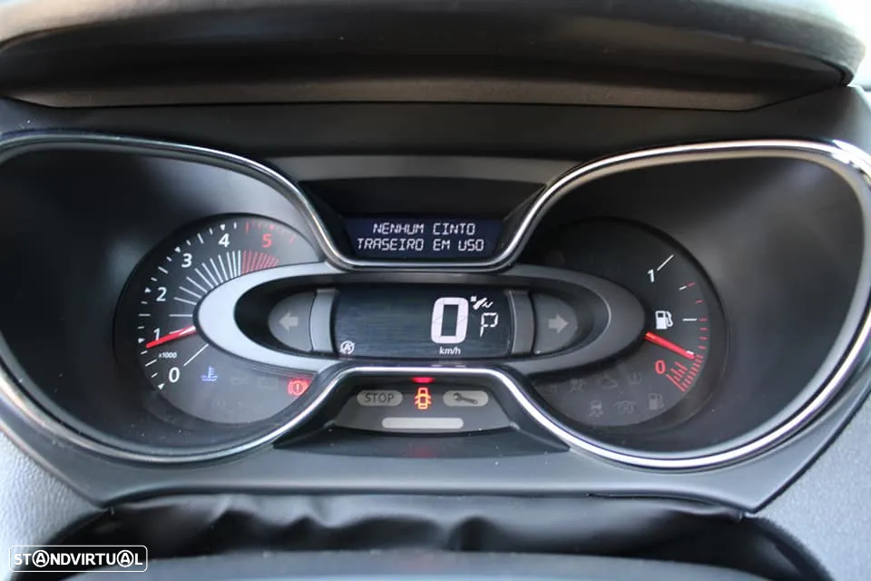 Renault Captur 1.5 dCi Sport EDC - 15