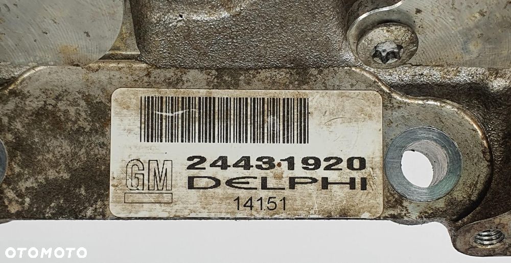 PODSTAWA ŁĄCZNIK KOLEKTORA SSĄCEGO OPEL ASTRA III H 1.6 16V 25331276 - 2