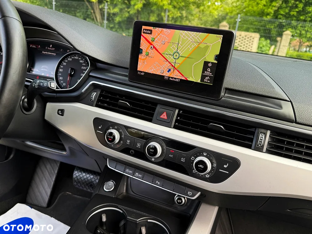 Audi A4 2.0 TDI Sport S tronic - 32