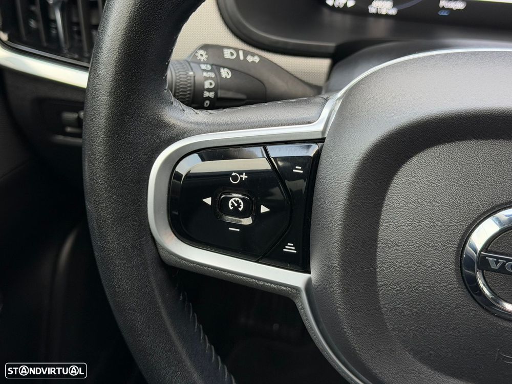 Volvo V90 2.0 T8 PHEV Inscription AWD - 33