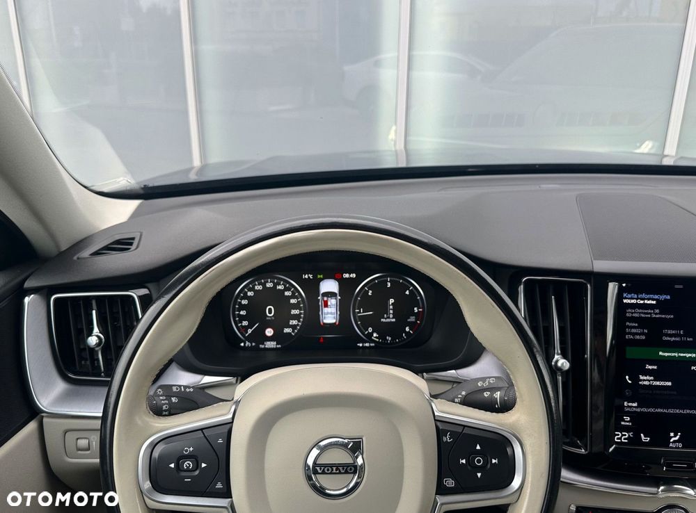 Volvo XC 60 - 12