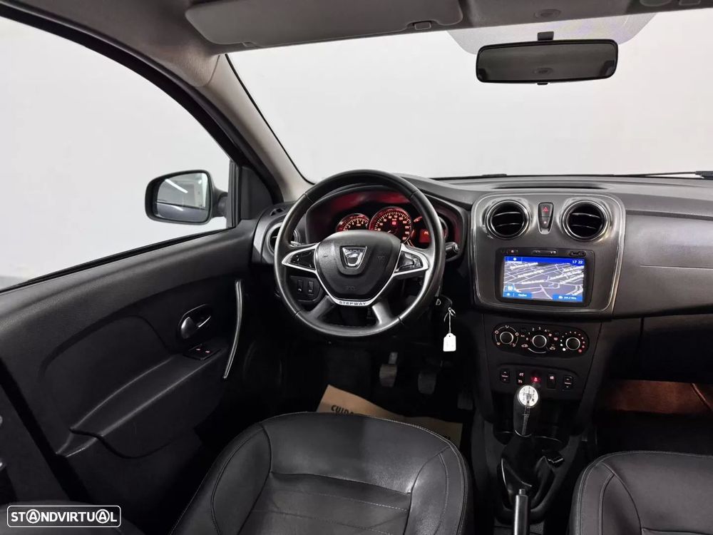 Dacia Logan MCV 0.9 TCe Stepway - 29