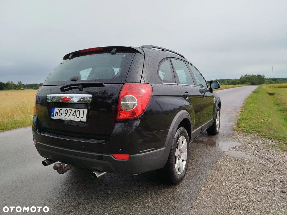 Chevrolet Captiva ver-2-0-d-lt-high - 5