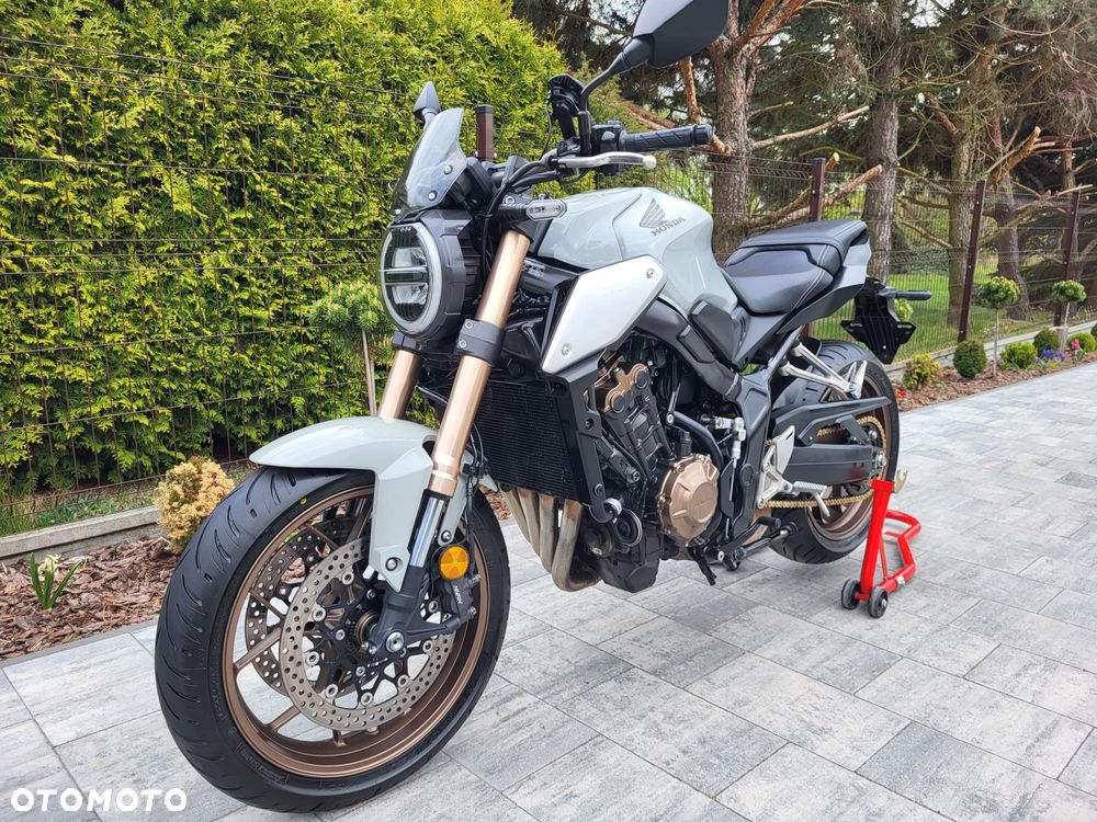 Honda CB - 17