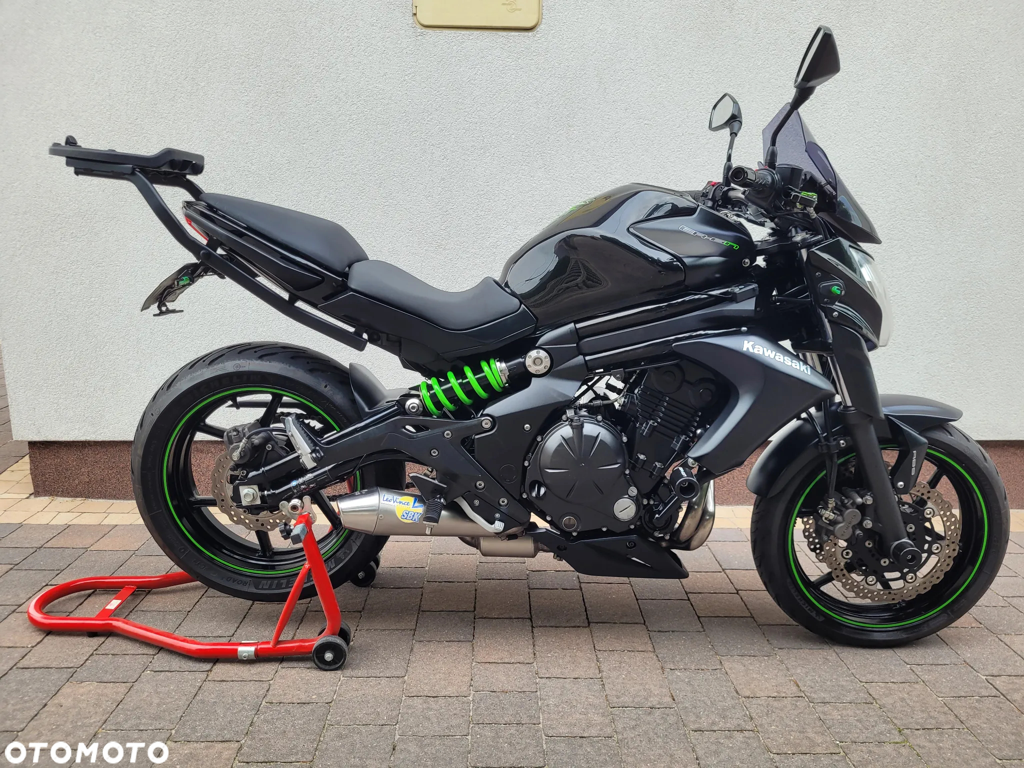 Kawasaki ER - 16