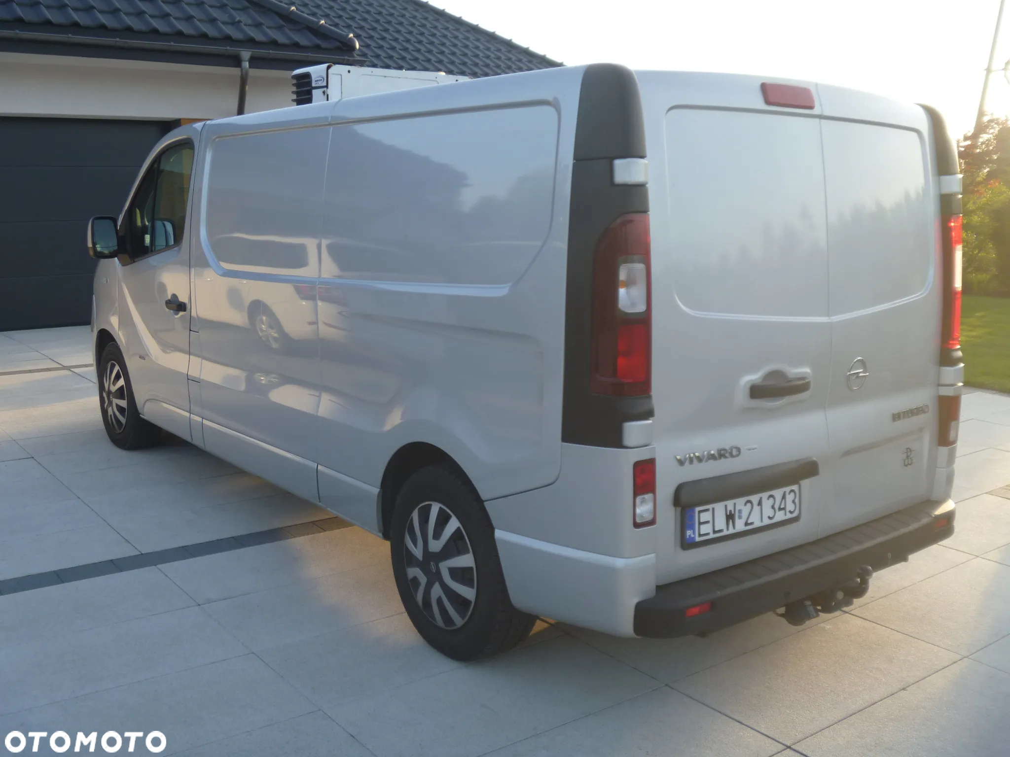 Opel VIVARO - 11
