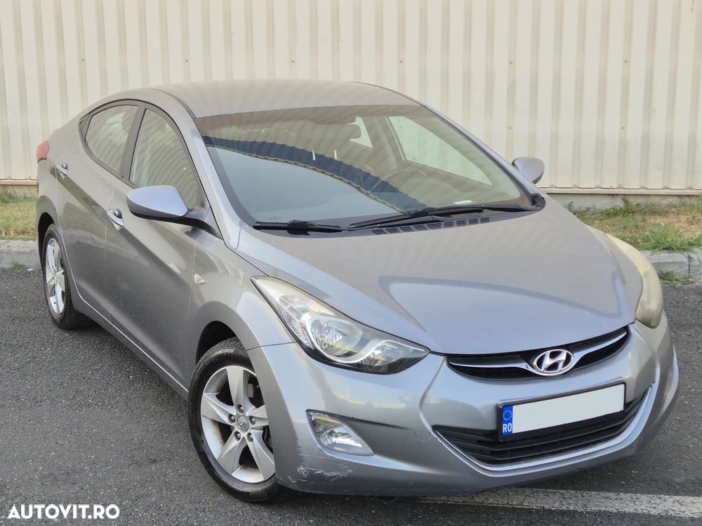 Hyundai Elantra 1.6 MPi - 3
