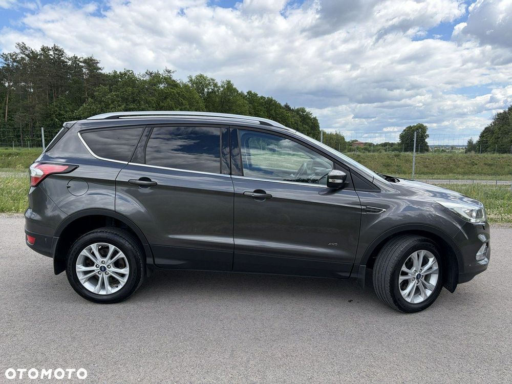 Ford Kuga - 2