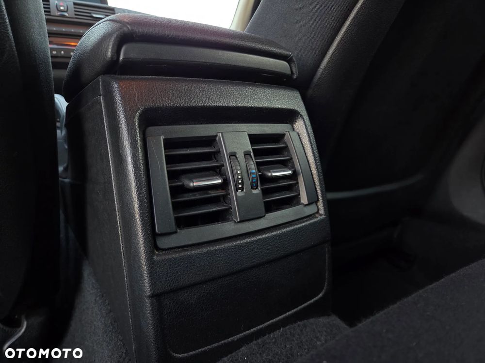 BMW Seria 1 116d DPF Edition Lifestyle - 13