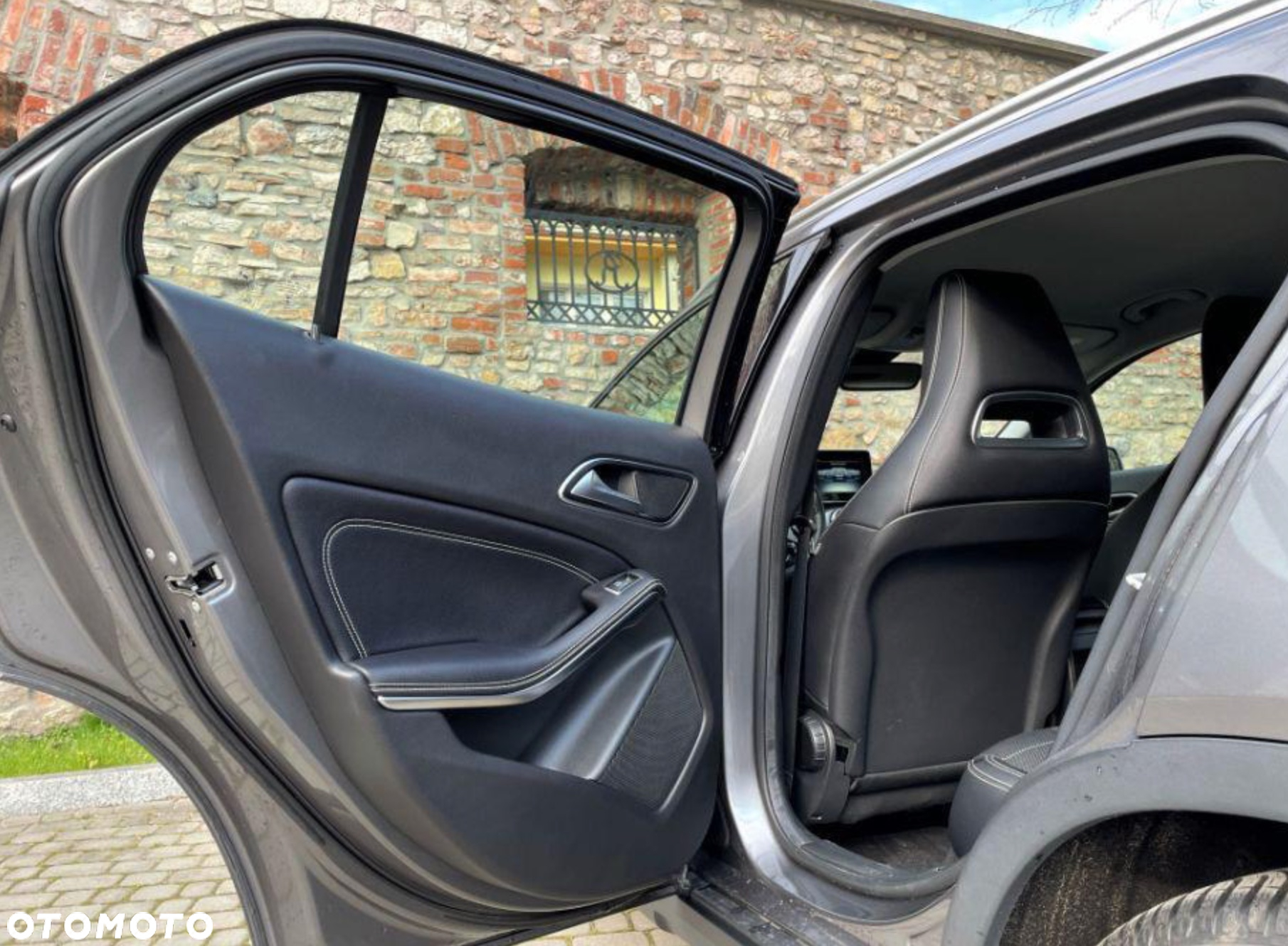 Mercedes-Benz GLA 200 (CDI) d 4-Matic - 13