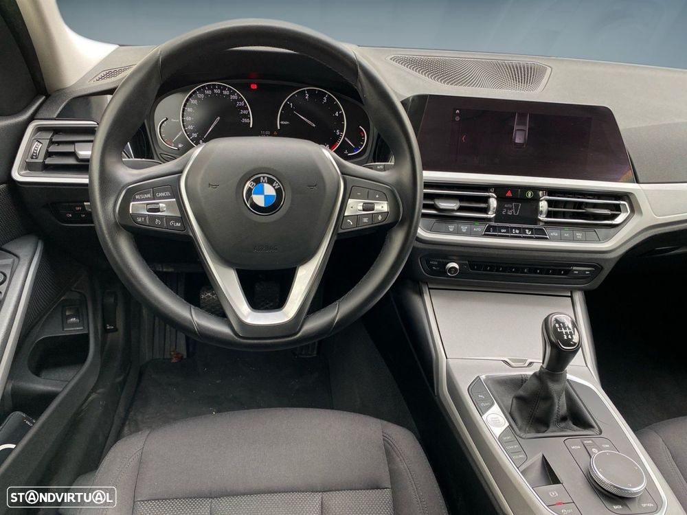 BMW 318 d Touring Advantage - 5