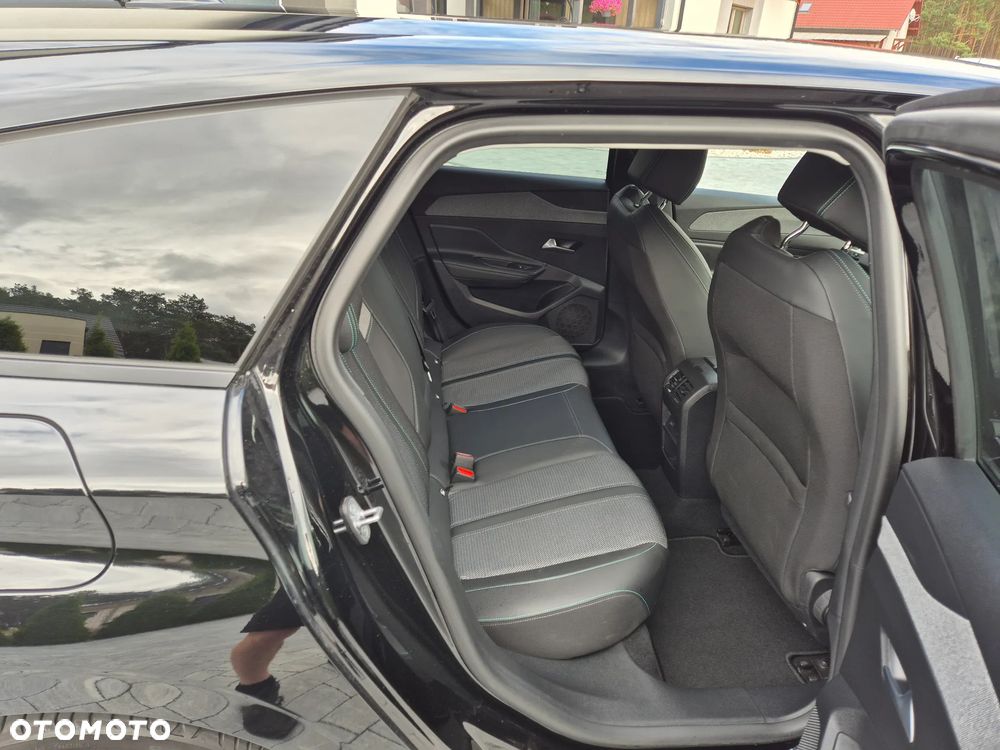 Peugeot 308 1.2 PureTech Allure S&S EAT8 - 16