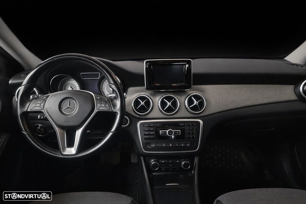 Mercedes-Benz GLA 200 (CDI) d 4Matic 7G-DCT StreetStyle - 11