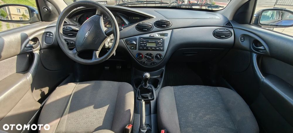 Ford Focus 1.6 Comfort X / 100 - 8