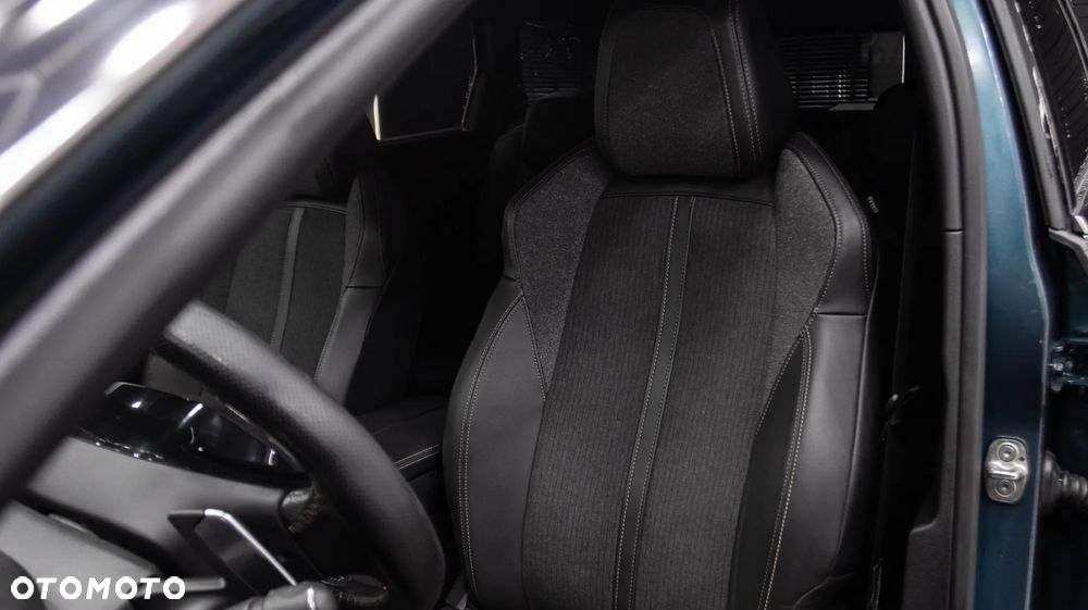 Peugeot 5008 1.6 PureTech GT Line S&S EAT8 - 18