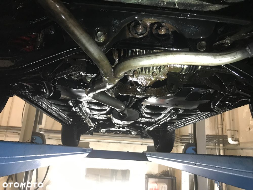 Subaru Outback 3.0RE 000 - 37