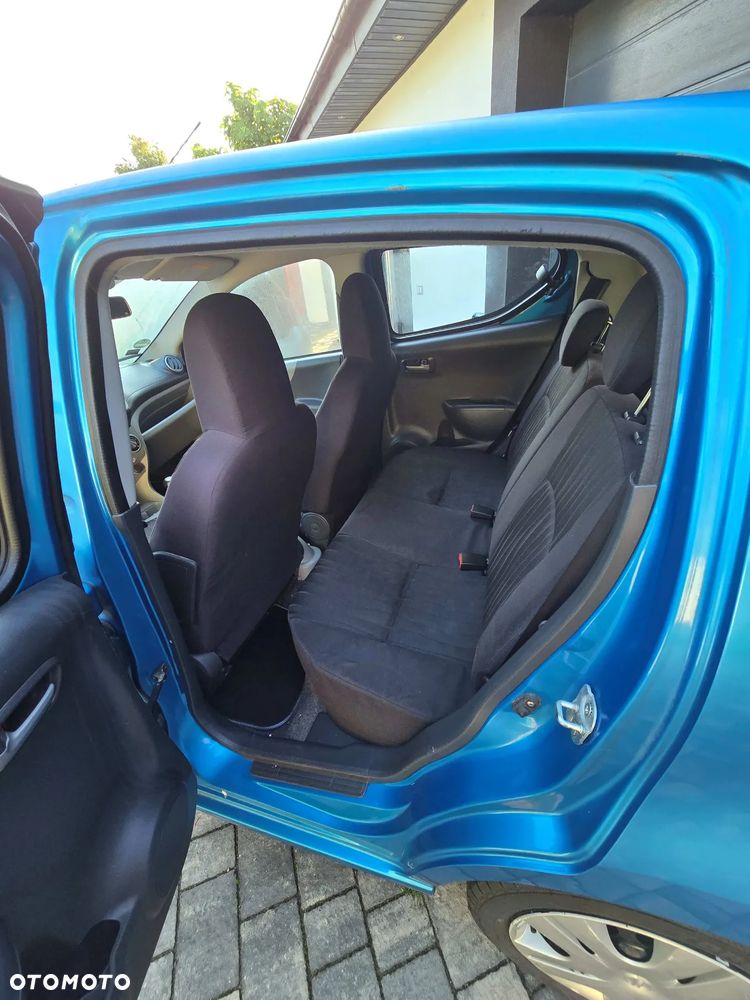 Nissan Pixo - 7