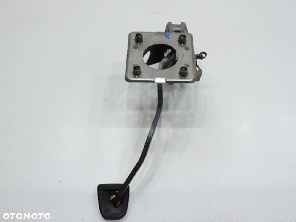 PEDAŁ HAMULCA TOYOTA AVENSIS T25 2.2 D-CAT - 6