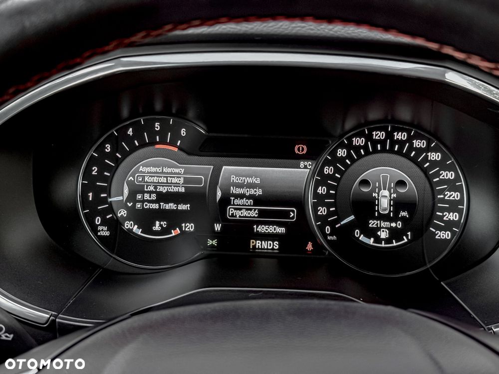 Volvo V60 T8 AWD Recharge Geartronic RDesign - 28