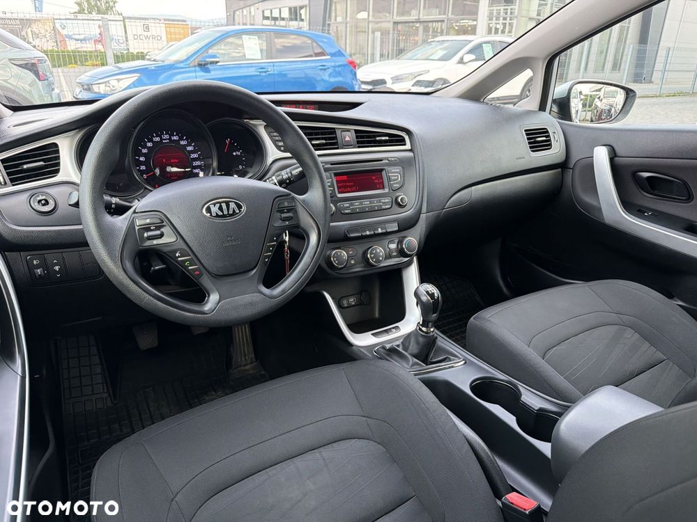 Kia Ceed 1.4 CRDi M - 12