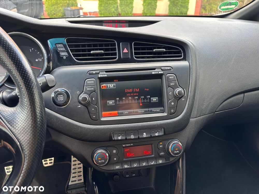 Kia Ceed 1.6 T-GDI GT-Challenge - 12