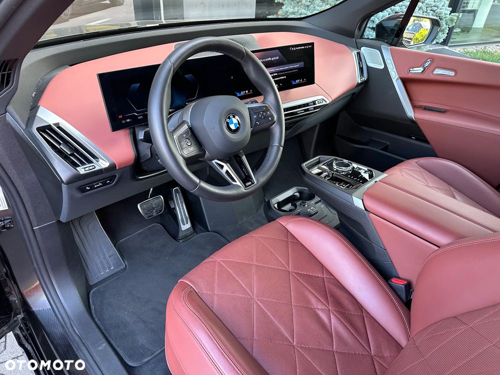 BMW iX - 10