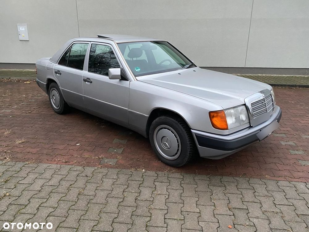 Mercedes-Benz W124 (1984-1993) - 2