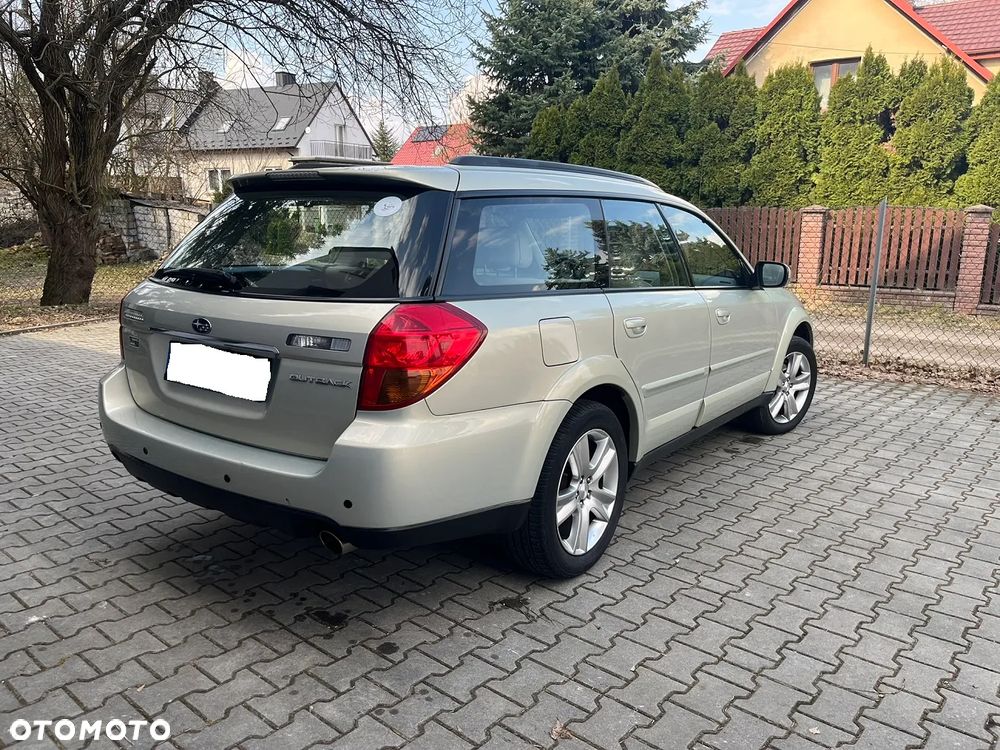 Subaru Outback - 6