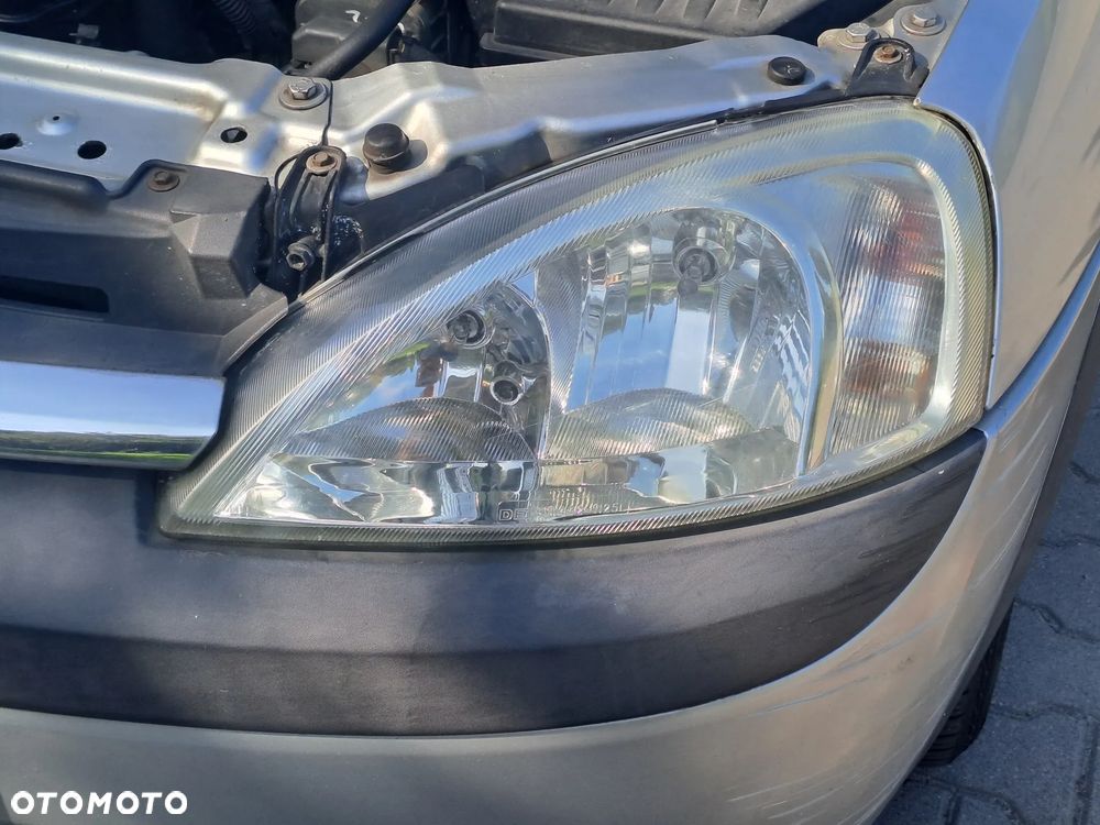 Opel Corsa - 16