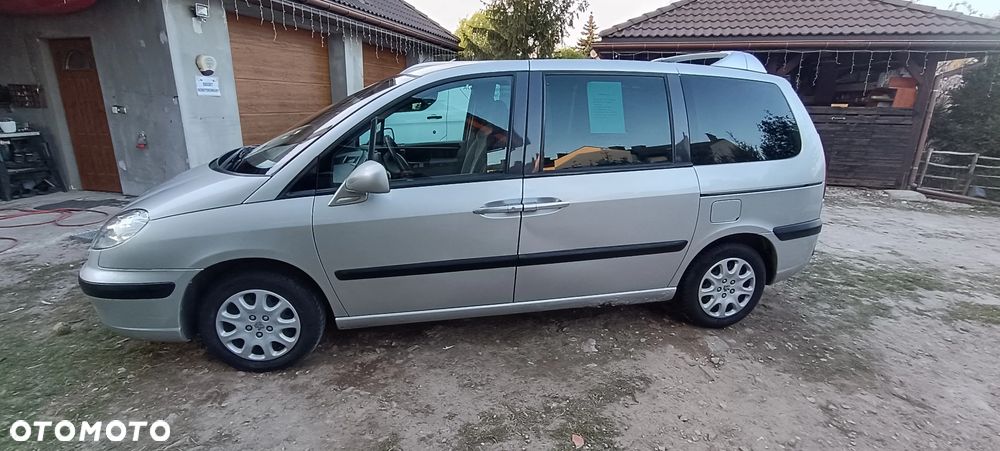 Peugeot 807 2.2 ST - 4