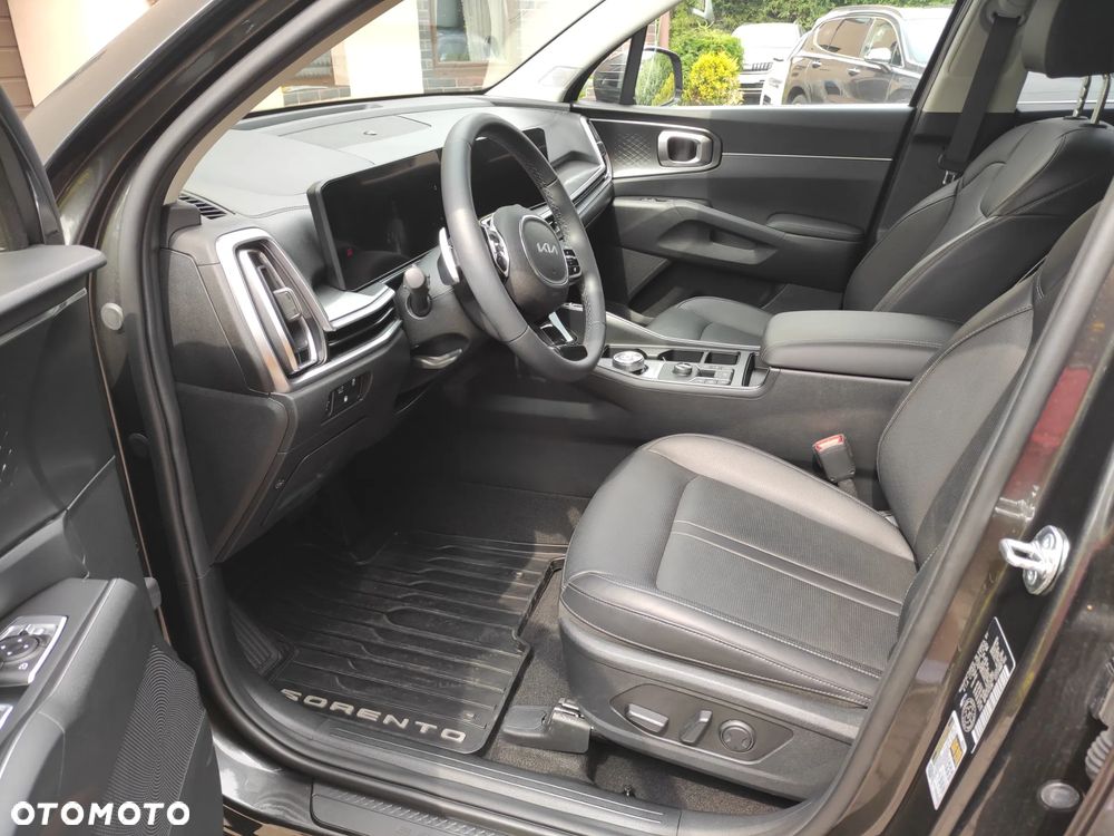 Kia Sorento 1.6T-GDI PHEV AWD OPF Platinum - 13