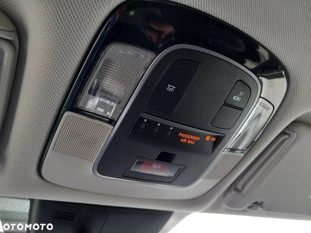 Hyundai Tucson 1.6 T-GDi HEV Executive 2WD - 28