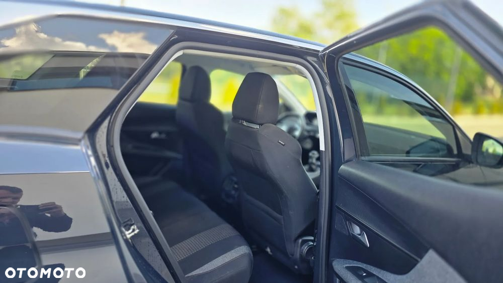 Peugeot 3008 - 19