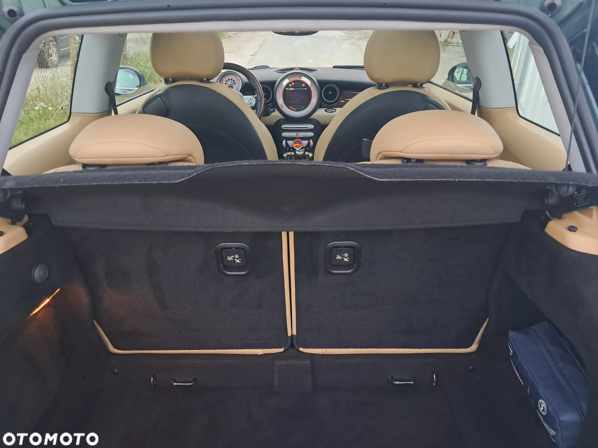 MINI Cooper 50 Mayfair - 32