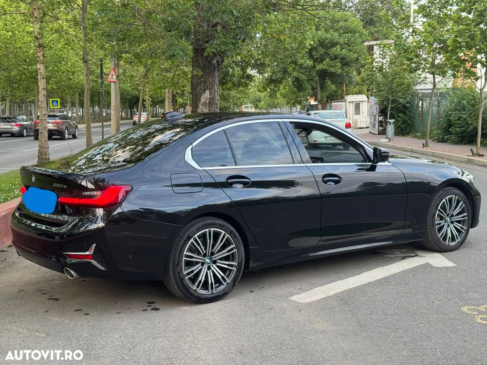 BMW Seria 3 330e Aut. Luxury Line - 4